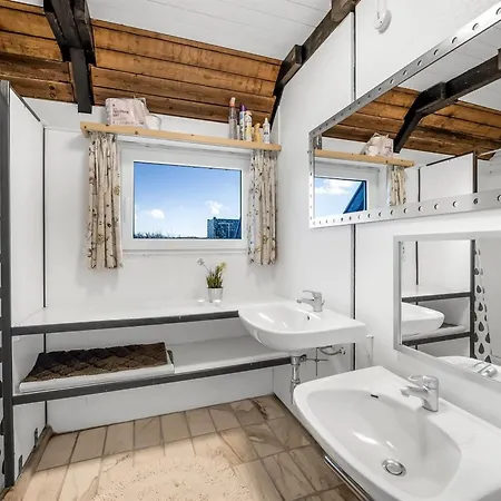 Luzy - 75m From The Sea By Interhome Feriehus Harboør