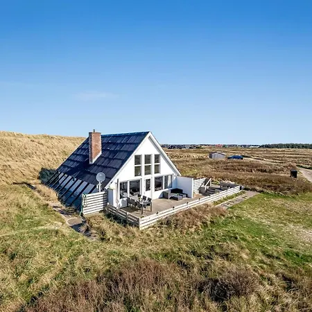 Luzy - 75m From The Sea By Interhome *