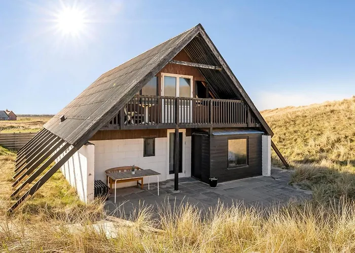 Luzy - 75m From The Sea By Interhome Дом отдыха